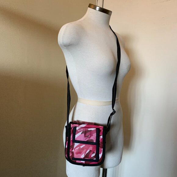 MUDD VINTAGE 90s HAND PINK CAMO CROSSBODY BAG PURSE Y2K LIMITED EDITION NYLON - Picture 12 of 13